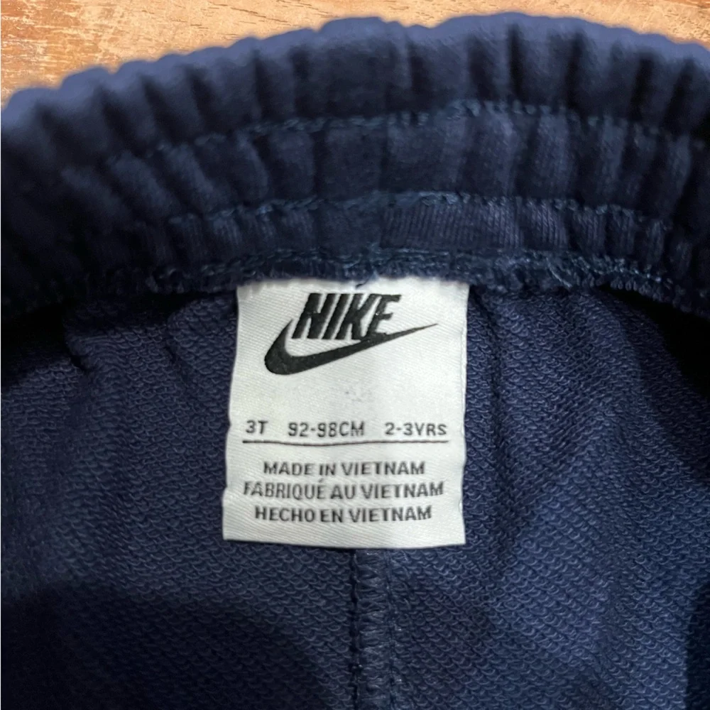NWT Nike Boys 2 Piece Shorts Set - Picture 6 of 8